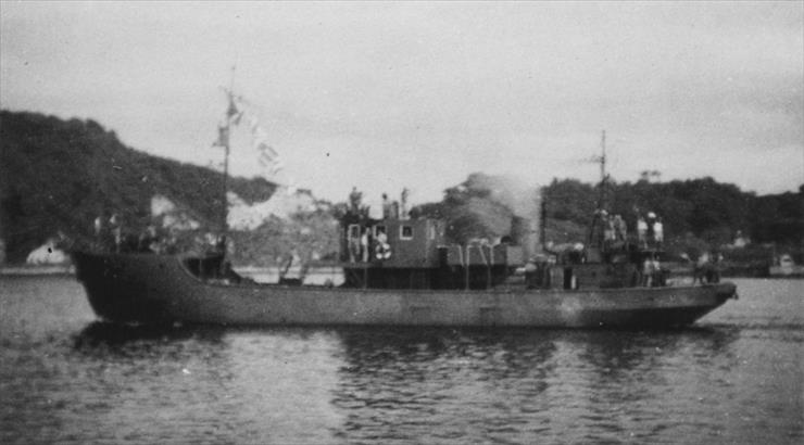 Auxiliary minesweepers - No. 13 1947.jpg